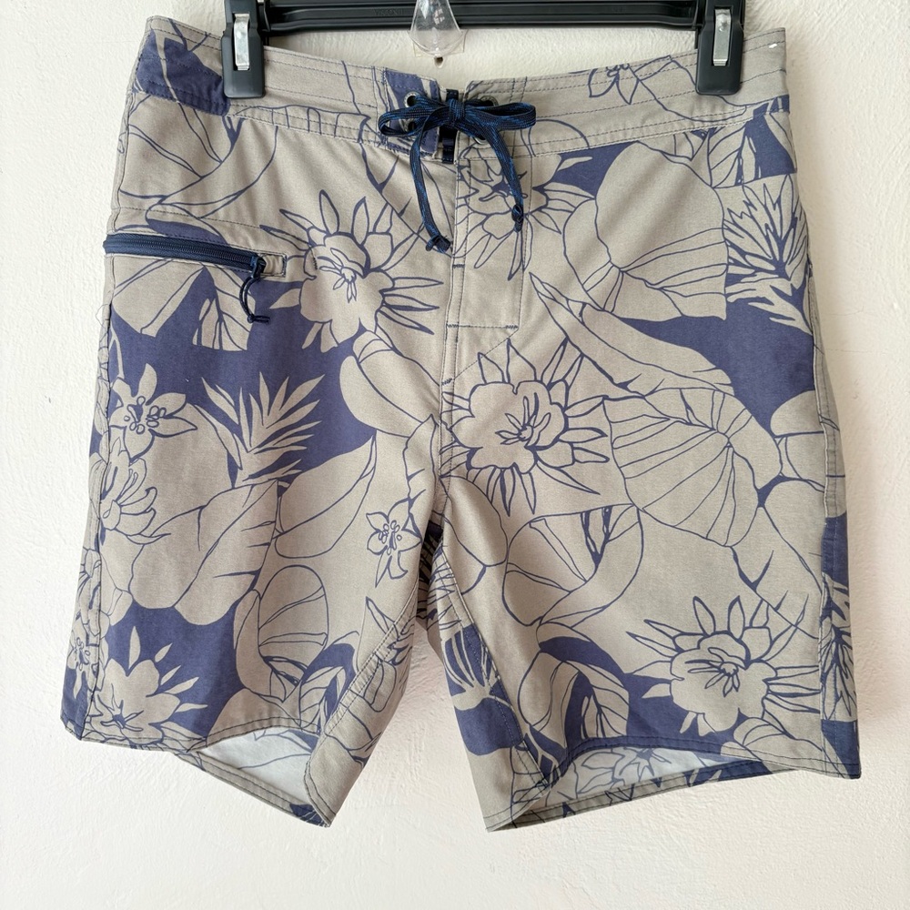 Patagonia Valley‎ Flora Shale 21” Wavefarer Board Shorts
